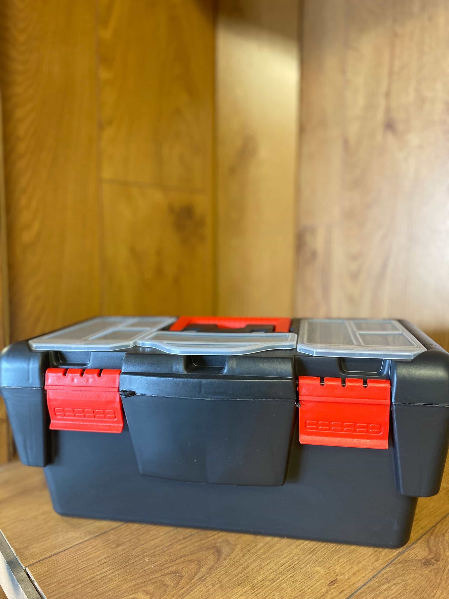Oasis Tool Box