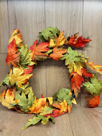 MAPLE LEAF LARGE WREATH 75CM