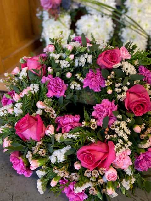 Wreath Ring Mixed Colours