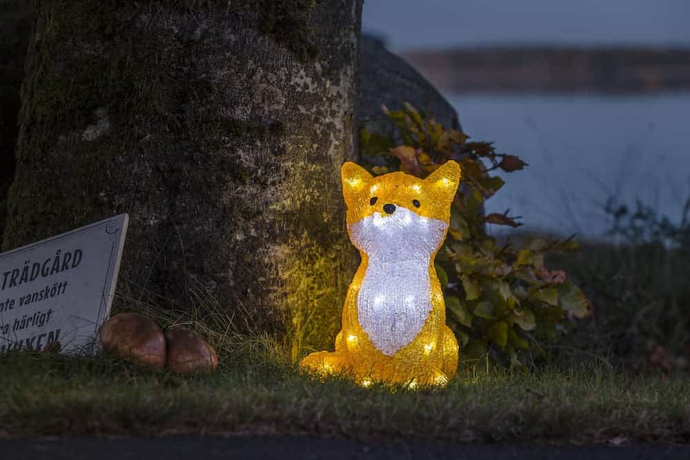Acrylic Sitting Fox 27 cm