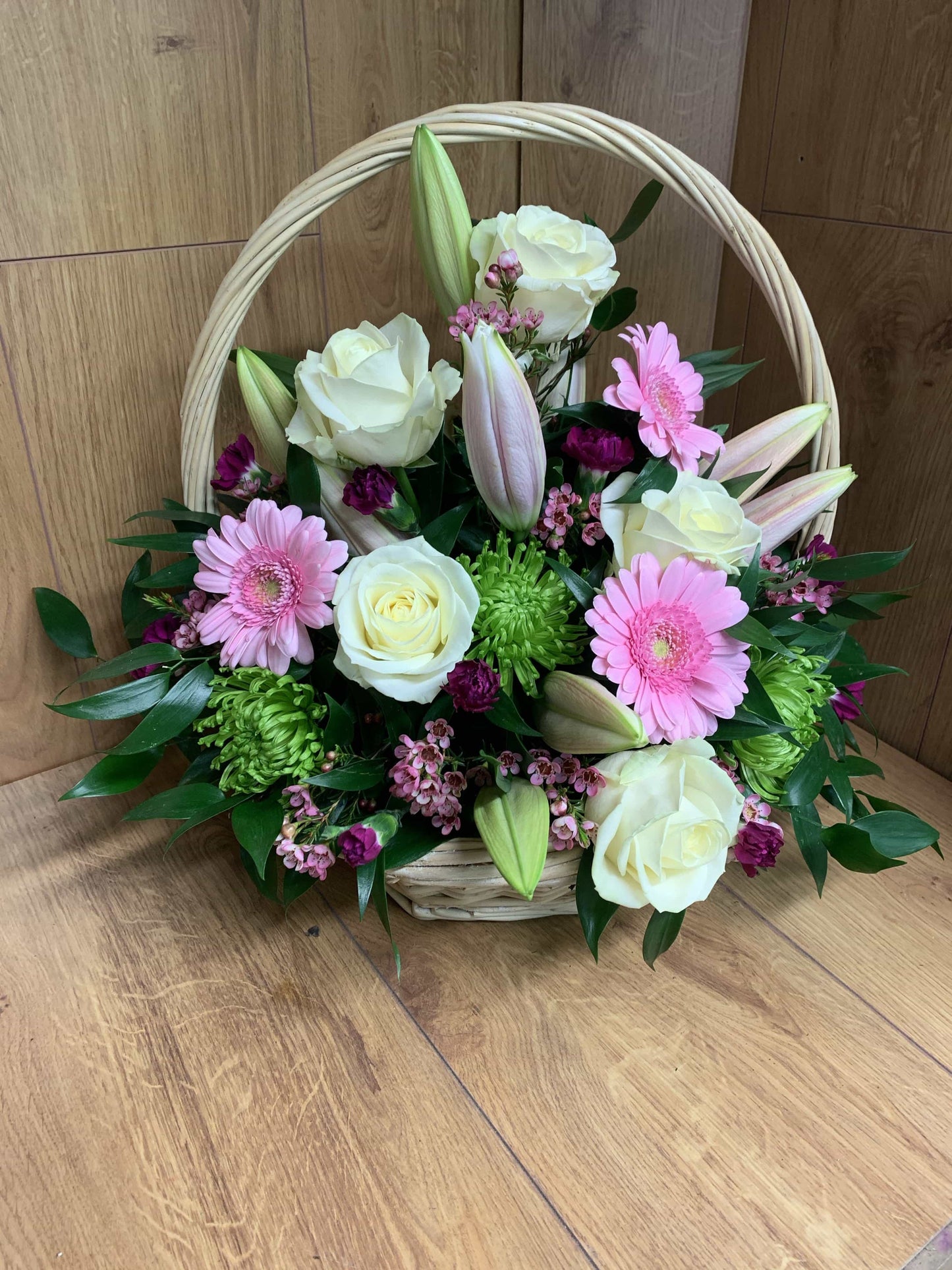 Floral Baskets from E25 to E60