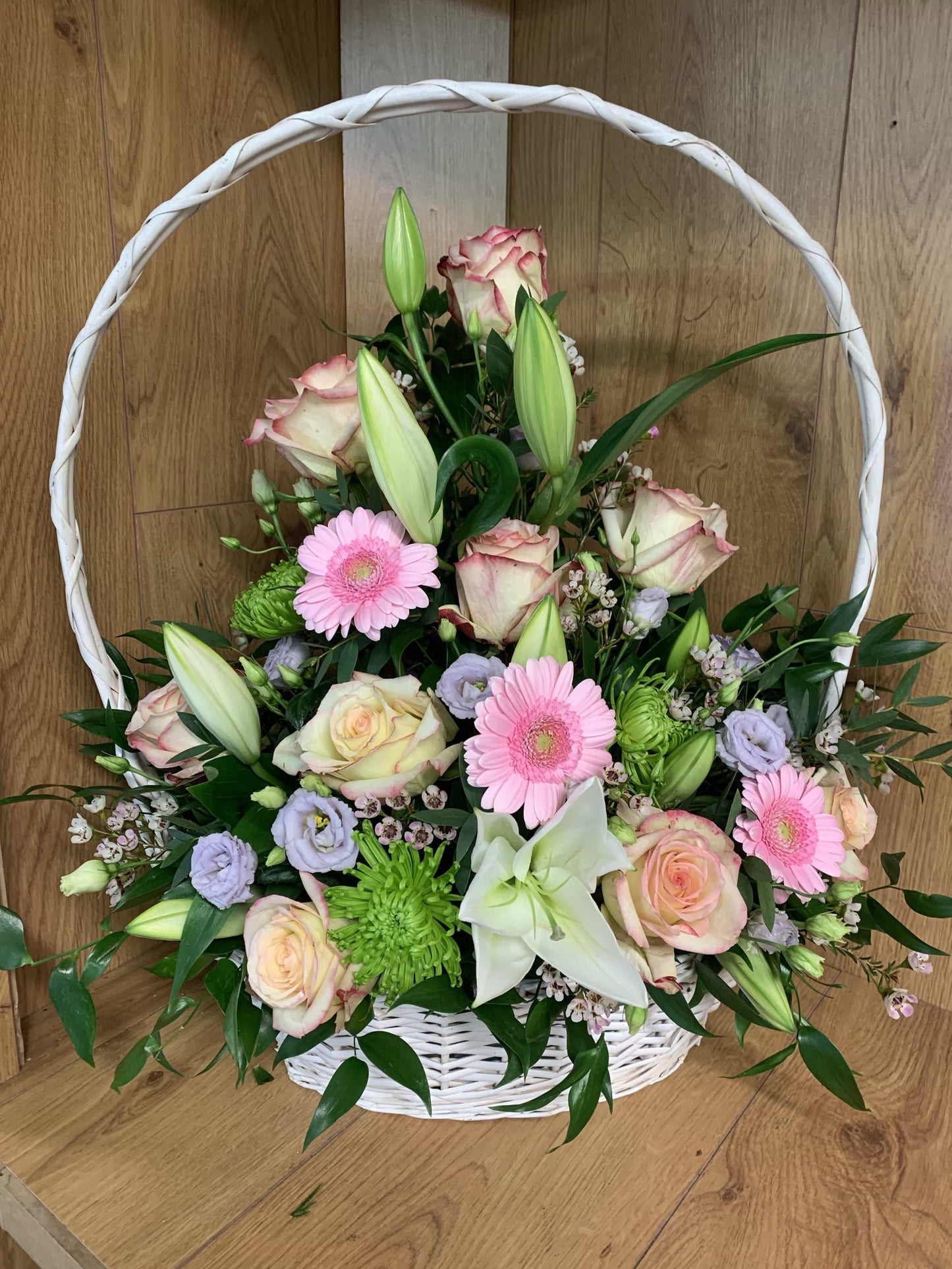 Floral Baskets from E25 to E60