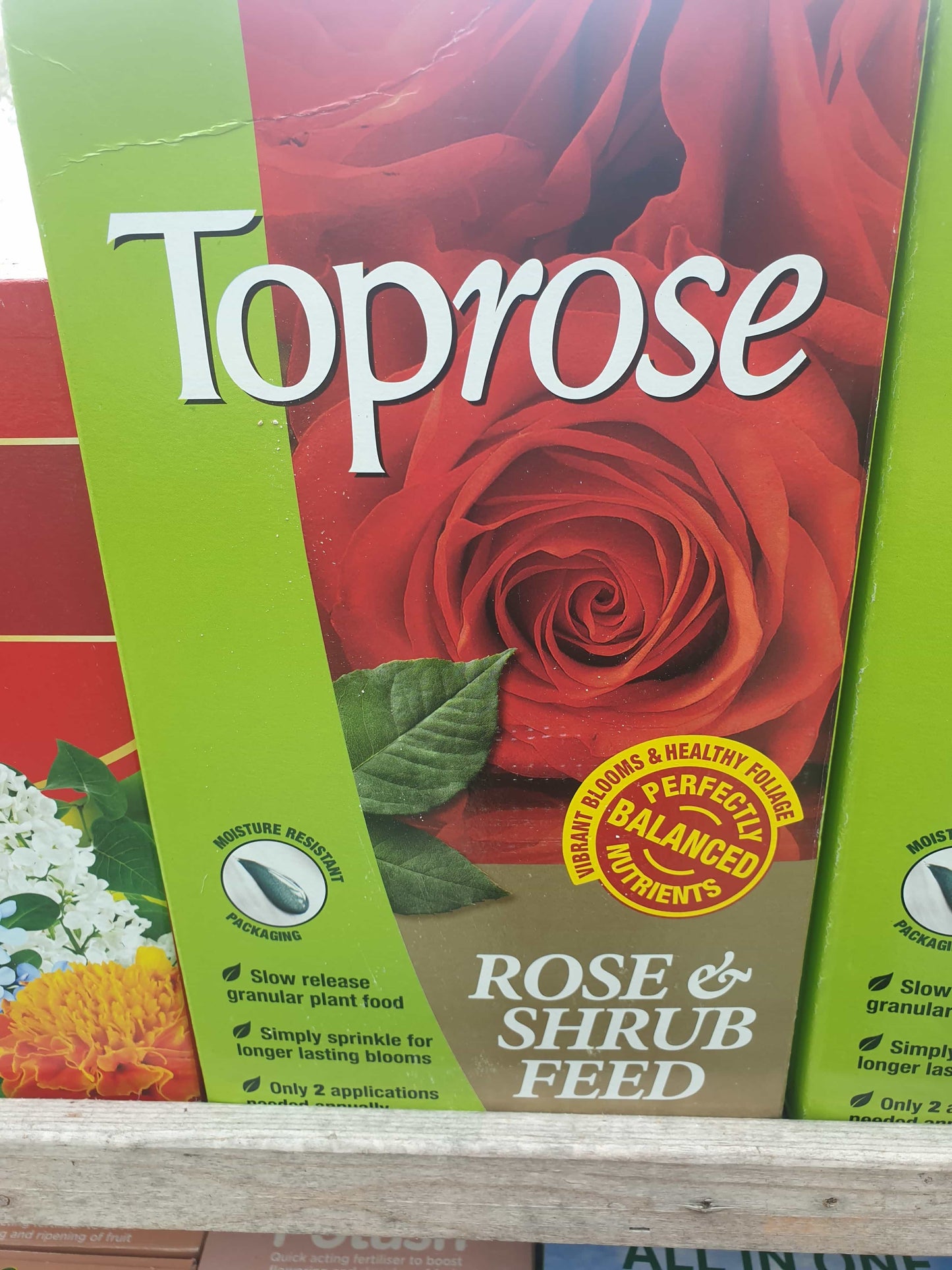 Toprose (rose and shrub feed)